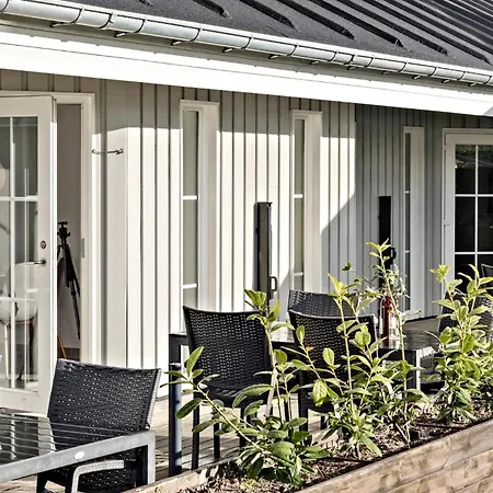1 Bedroom Lovely In Vaeggerlose Bøtø By
