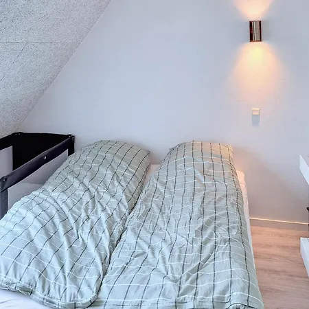 Gorgeous Apartment In Vaeggerlose Apartmán *